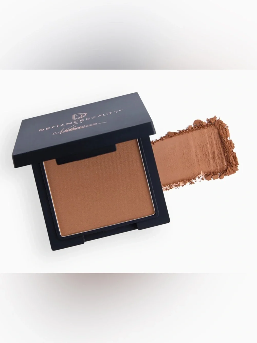 Defiance Beauty, Satin Sovereign Bronzer in Godess Glow
